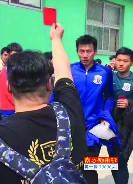 她的铁杆未经审查